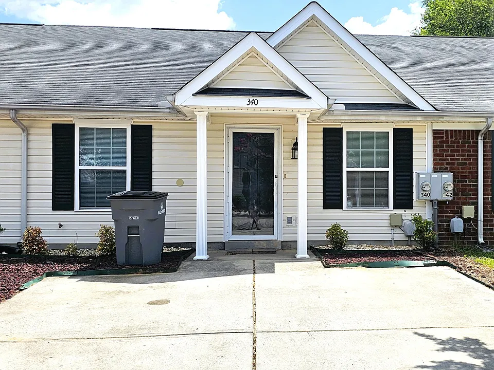 340 Greendale Pl