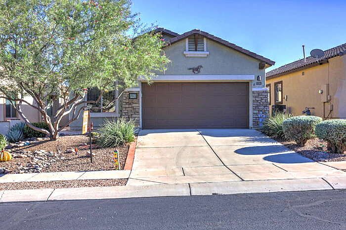 1st image of 443 W Calle Del Estribo