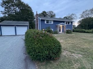 26 Lamphere Rd, Waterford, CT 06385