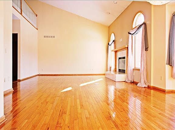 3rd image of 25312 Pleasant Creek Dr
