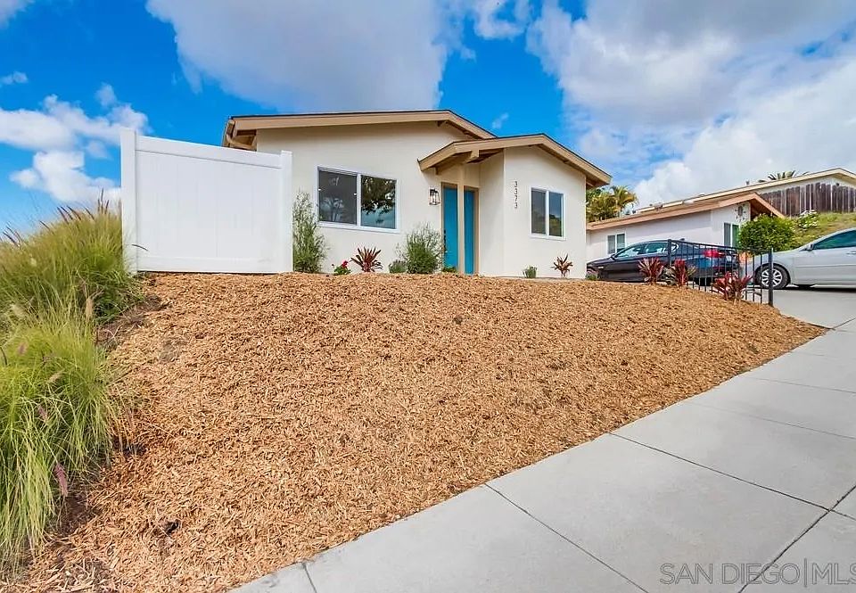 1st image of 3373 Buena Hills Dr