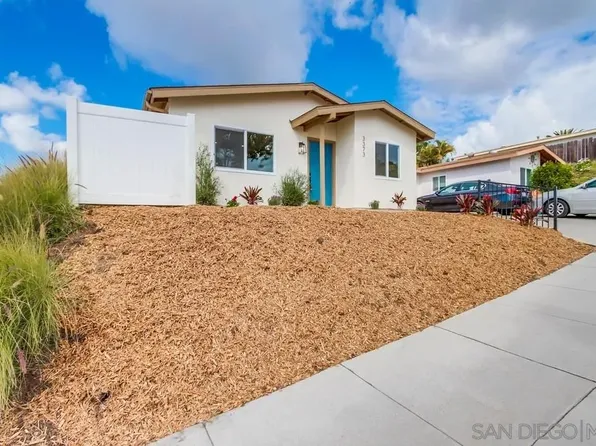 3373 Buena Hills Dr, Oceanside, CA 92056