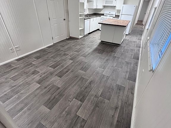 3rd image of 4600 N Kain Ave Unit 15