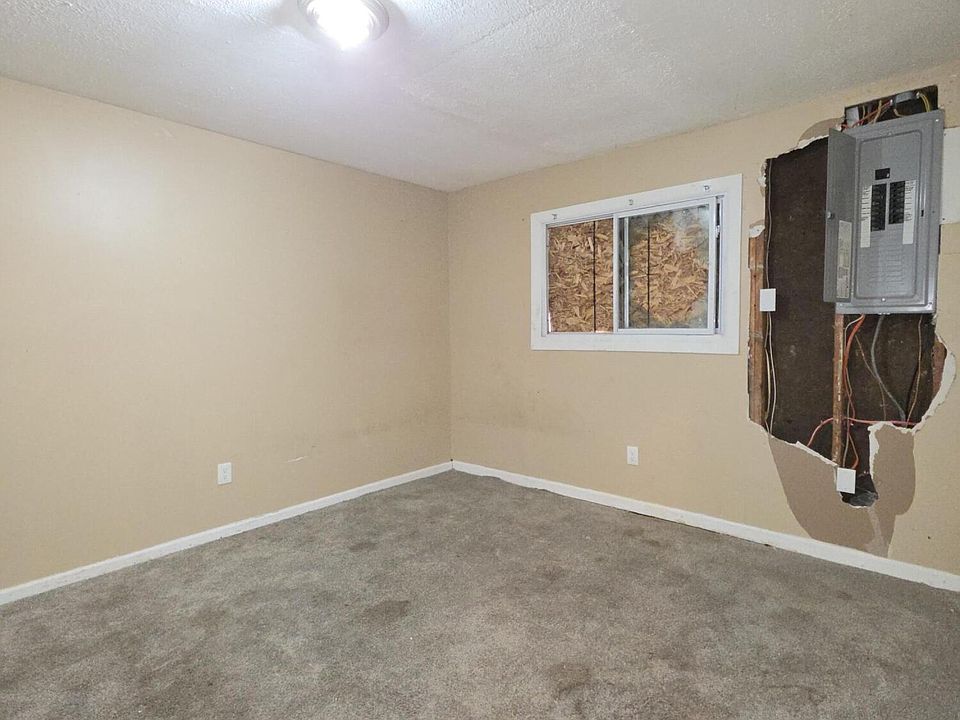 15140 Beaverland St, photo 9