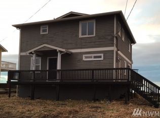 2567 W Beach Rd, Oak Harbor, WA 98277