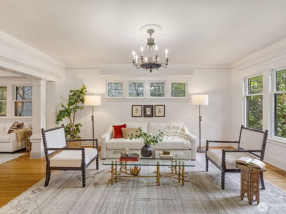 4th image of 1000 15th Avenue E