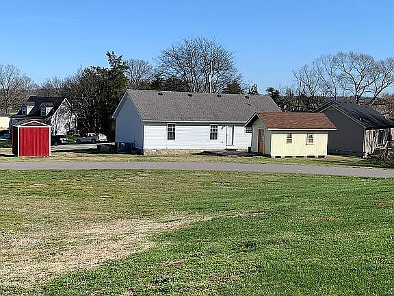 Back of house showing. 