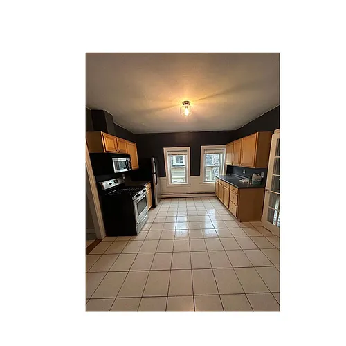 30 Kenyon St #3 Photo 1
