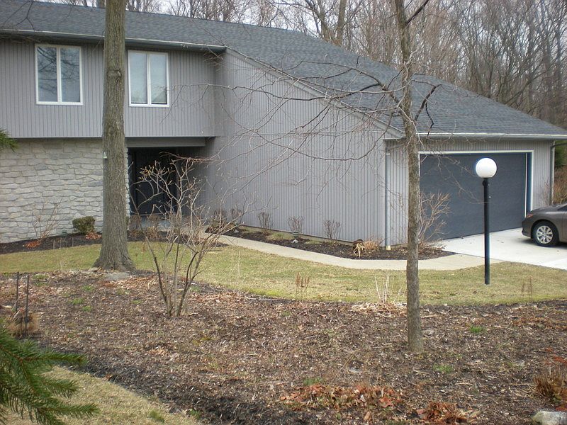 1st image of 2238 Oakcrest Ct