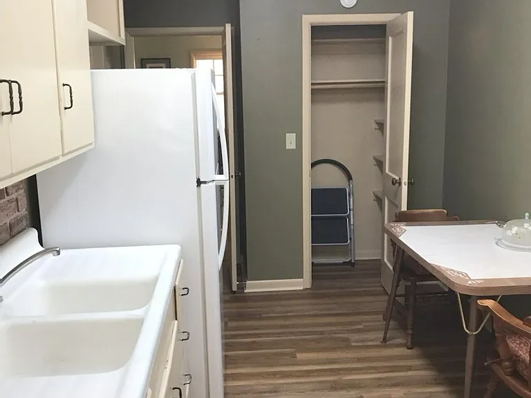 3815 Dewey Ave — Photo 6
