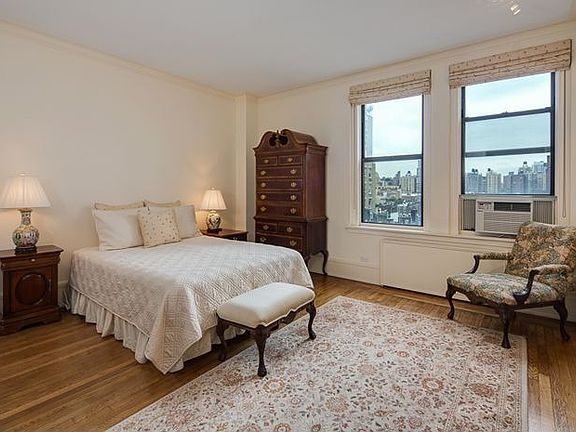 4th image of 118 W 79th St #8B