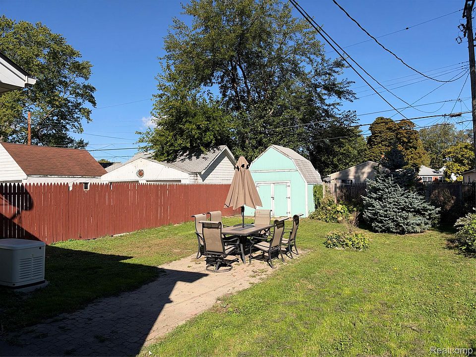 7235 Continental Ave, photo 2