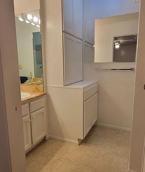 1855 Del Mar Ave — Photo 15