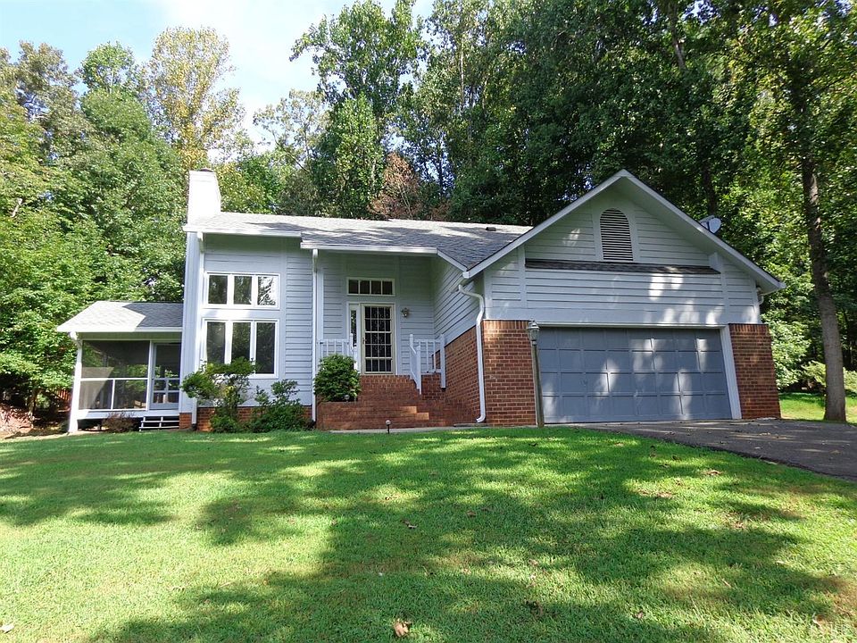 1st image of 410 Lake Vista Dr