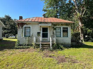 244 W 4th St, Ayden, NC 28513