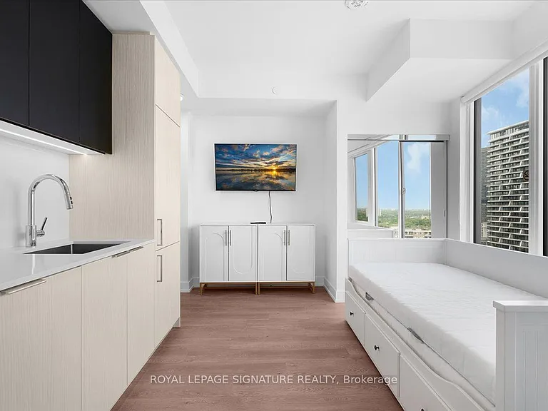 308 Jarvis St #2710 — Photo 10