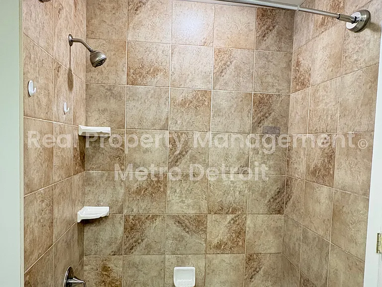 32505 Bell Vine Ct — Photo 19