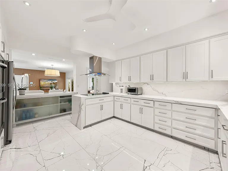 641 Island Rd — Photo 16