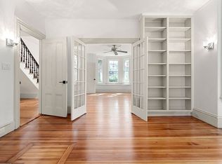 107 Ellery St, Cambridge, MA 02138