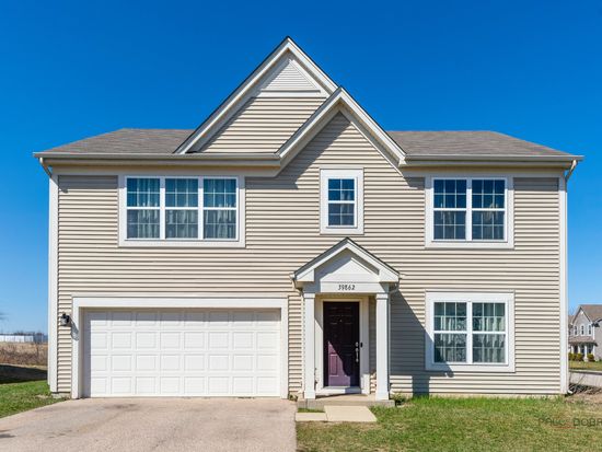 39862 Waterloo Dr, Beach Park, IL 60083