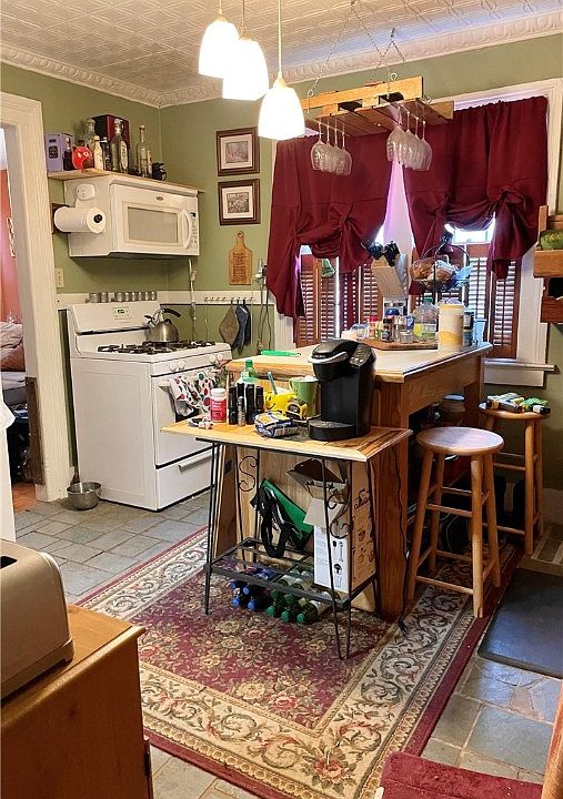 176 Linden St Rochester NY Zillow