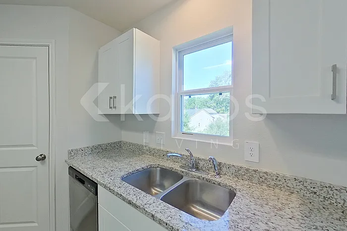 236 Bluebonnet — Photo 9