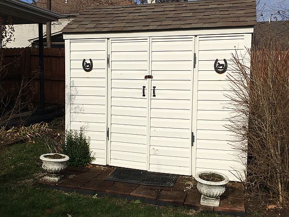 Storage shed