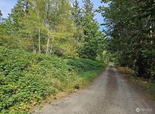 90 Fox Rd, Quilcene, WA 98376