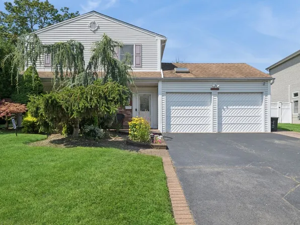 3066 Ira Road, Bellmore, NY 11710