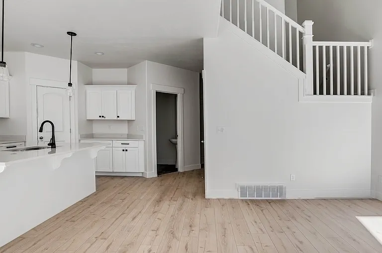 981 W Coral Charm Way #1 — Photo 7