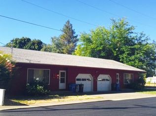 222 Oak St, Rogue River, OR 97537