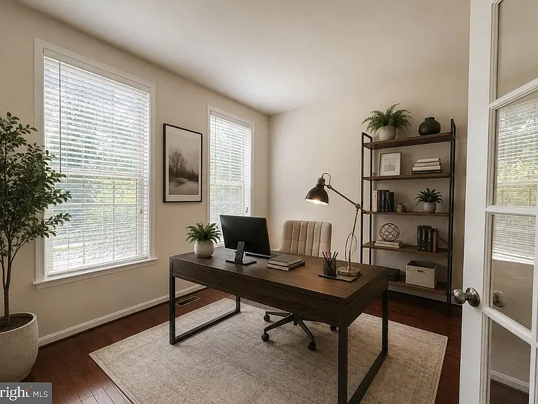 8912 Tower Pl — Photo 22