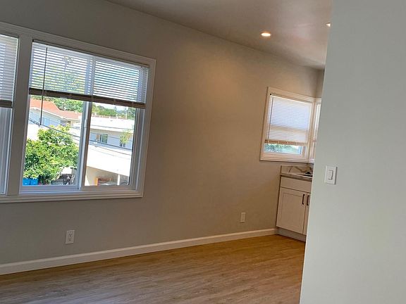 Living Area (photo taken from hallway)