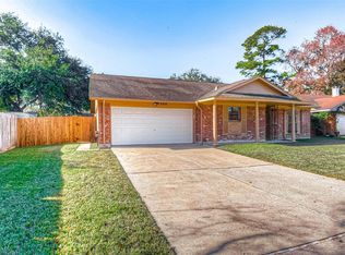 566 Charlie Voix St, Houston, TX 77015