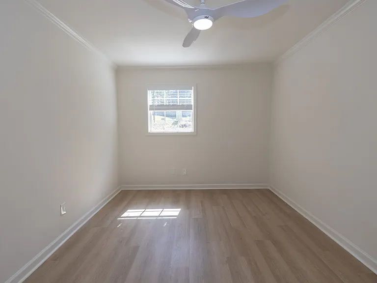 1100 Park Ln #202 — Photo 17