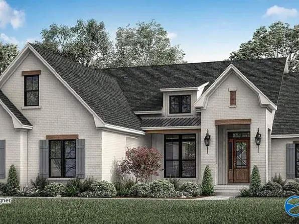 389 Lake Creek Dr, Guntersville, AL 35976