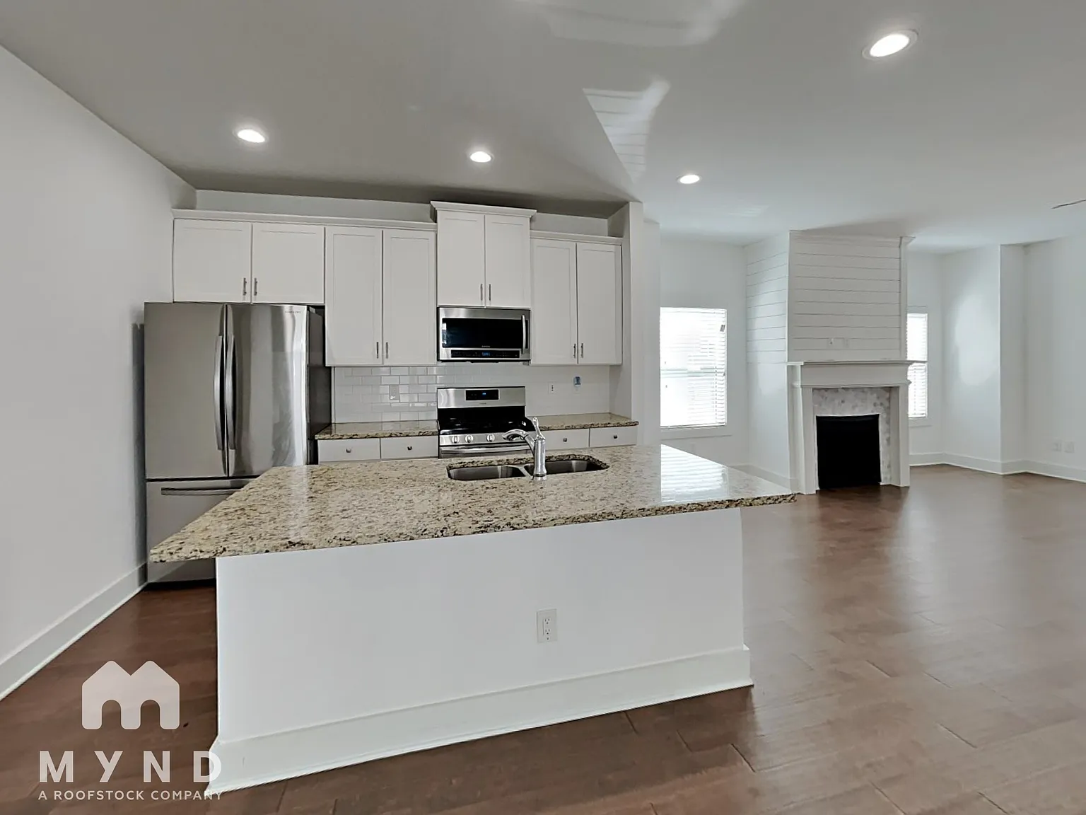4 bed, 3.0 bath, 2064 sqft, $2,775 — Photo 3