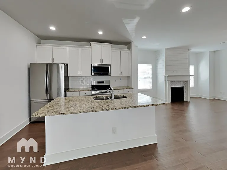 269 Preston Ln SW — Photo 3