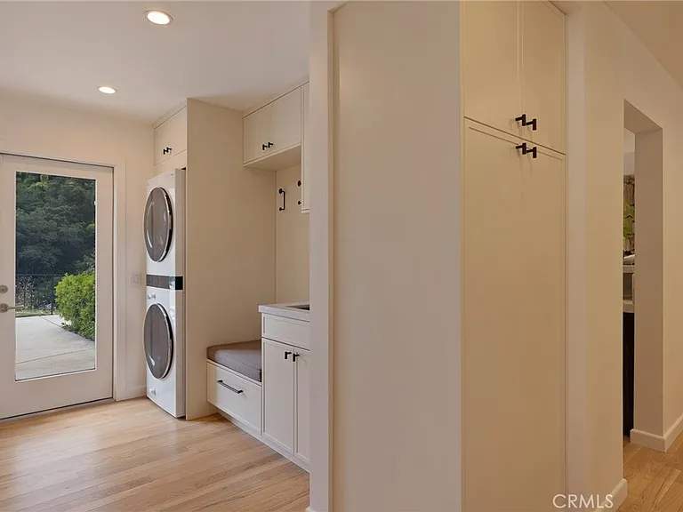 1310 J Lee Cir — Photo 18