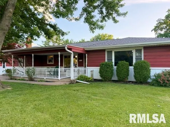 202 Sterling St, Washington, IL 61571