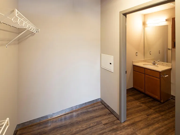 TipTop Apartments — Photo 106