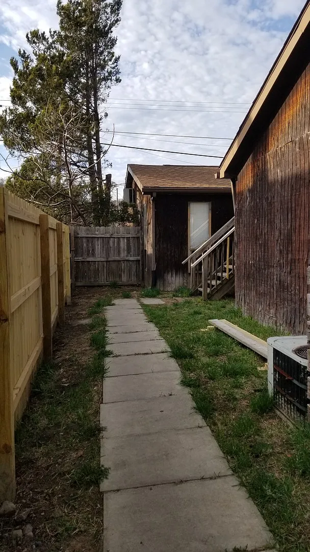 457-BLD — Photo 3