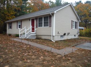 1 True Ln, Seabrook, NH 03874