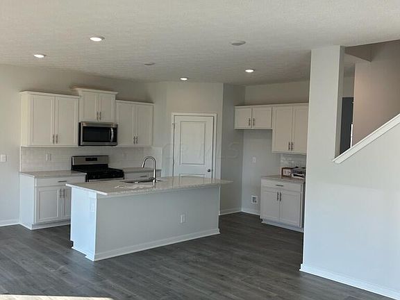 3rd image of 273 Springer Woods Blvd