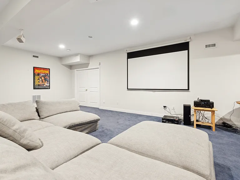 83 Startop Dr — Photo 23