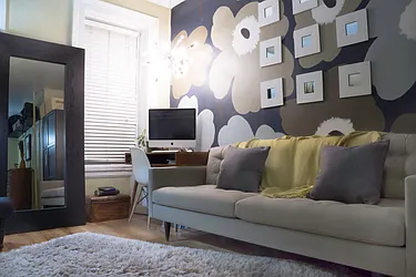 Rented by R New York