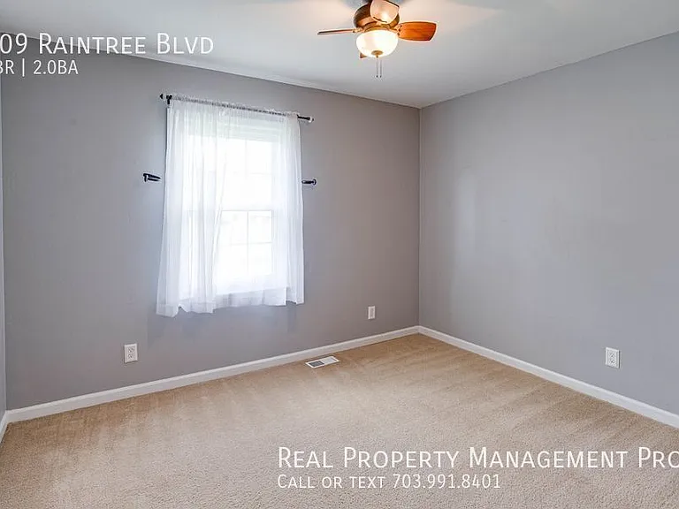 209 Raintree Blvd — Photo 36