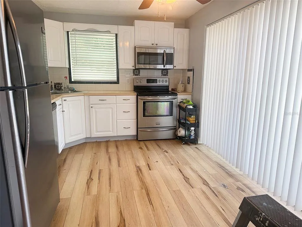 4 bed, 2.0 bath, 1581 sqft, $2,600 — Photo 4