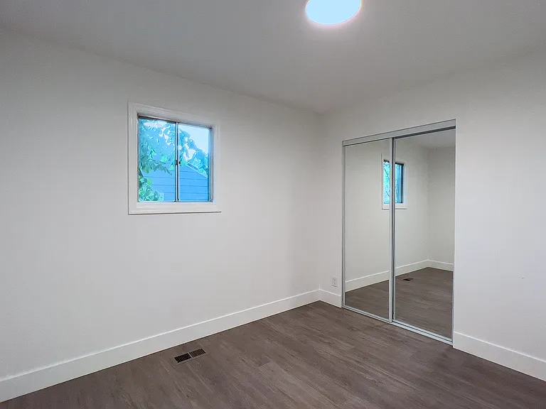 3914 SE 13th Ave — Photo 15