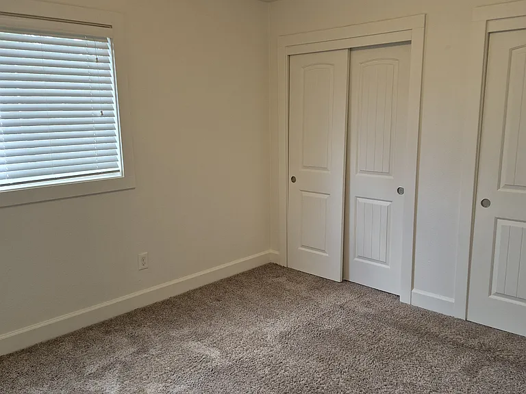 6830 N Columbia Way #1 — Photo 6